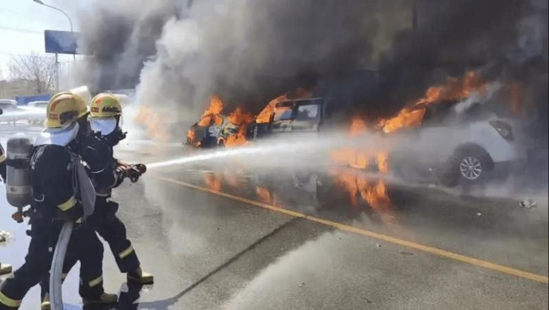 张某（女<strong></p>
<p>虚拟币币行情</strong>，44岁）祈福，烧了9辆车！警方通报