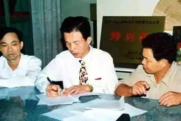 许连捷<strong></p>
<p>虚拟币钱包</strong>，这位杰出的晋江企业家值得人们铭记