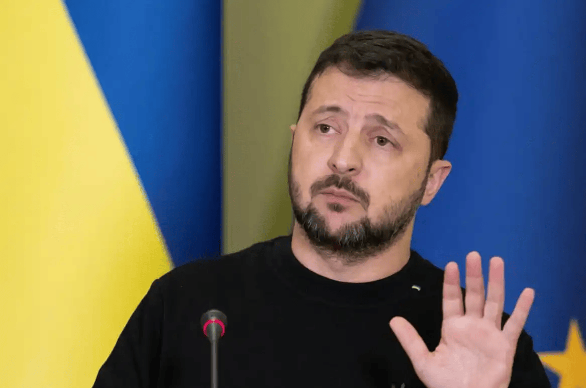 北约收到噩耗<strong></p>
<p>中国</strong>，俄军势如破竹，特朗普怒骂泽连斯基，乌已无退路！