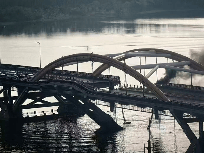 北京顺义潮白河大桥发生火情并部分坍塌<strong></p>
<p>比特币等虚拟货币</strong>，官方回应