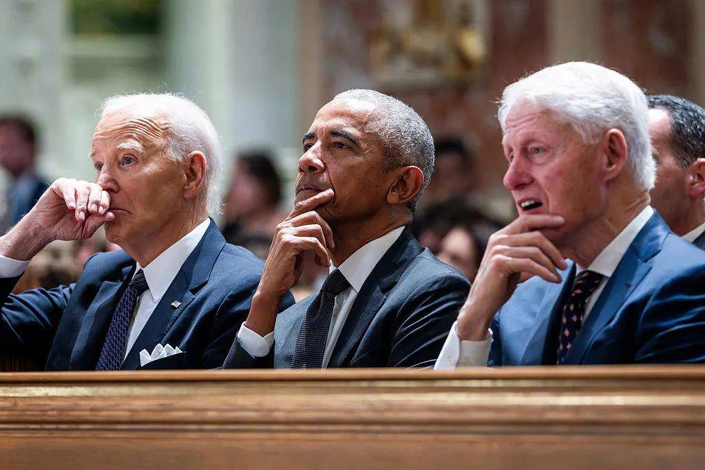 79岁克林顿突然出山<strong></p>
<p>比特币等虚拟货币</strong>,说了句罕见的话,微妙时刻,中国收到信号