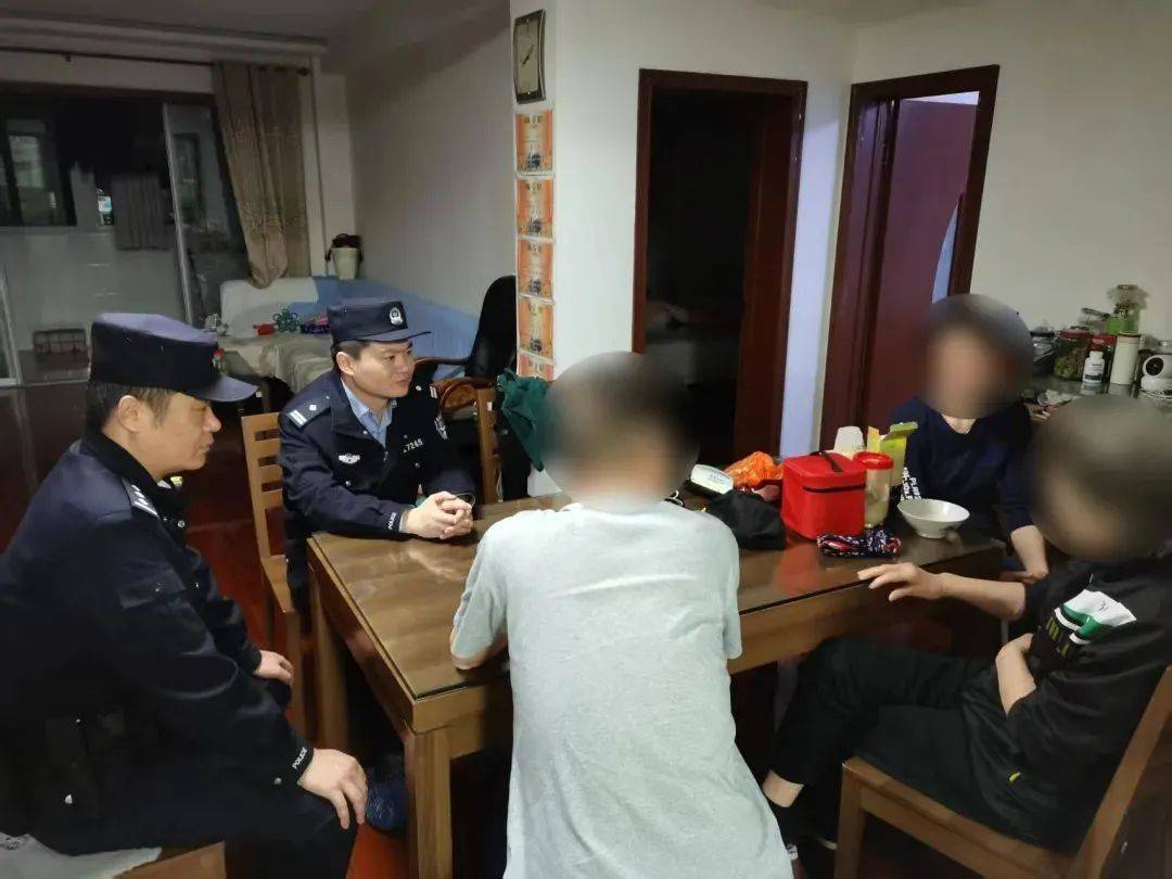 疯狂买入<strong></p>
<p>虚拟币微币</strong>！镇江一大爷花了164万！结果……