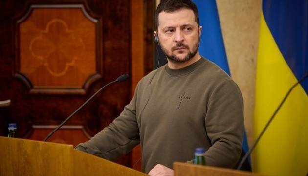 泽连斯基:因基辅遭猛烈袭击 将缩短南非访问行程