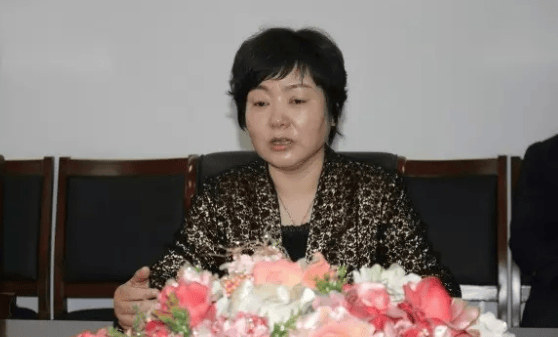 田淑敏<strong></p>
<p>虚拟币提现</strong>，欺上瞒下