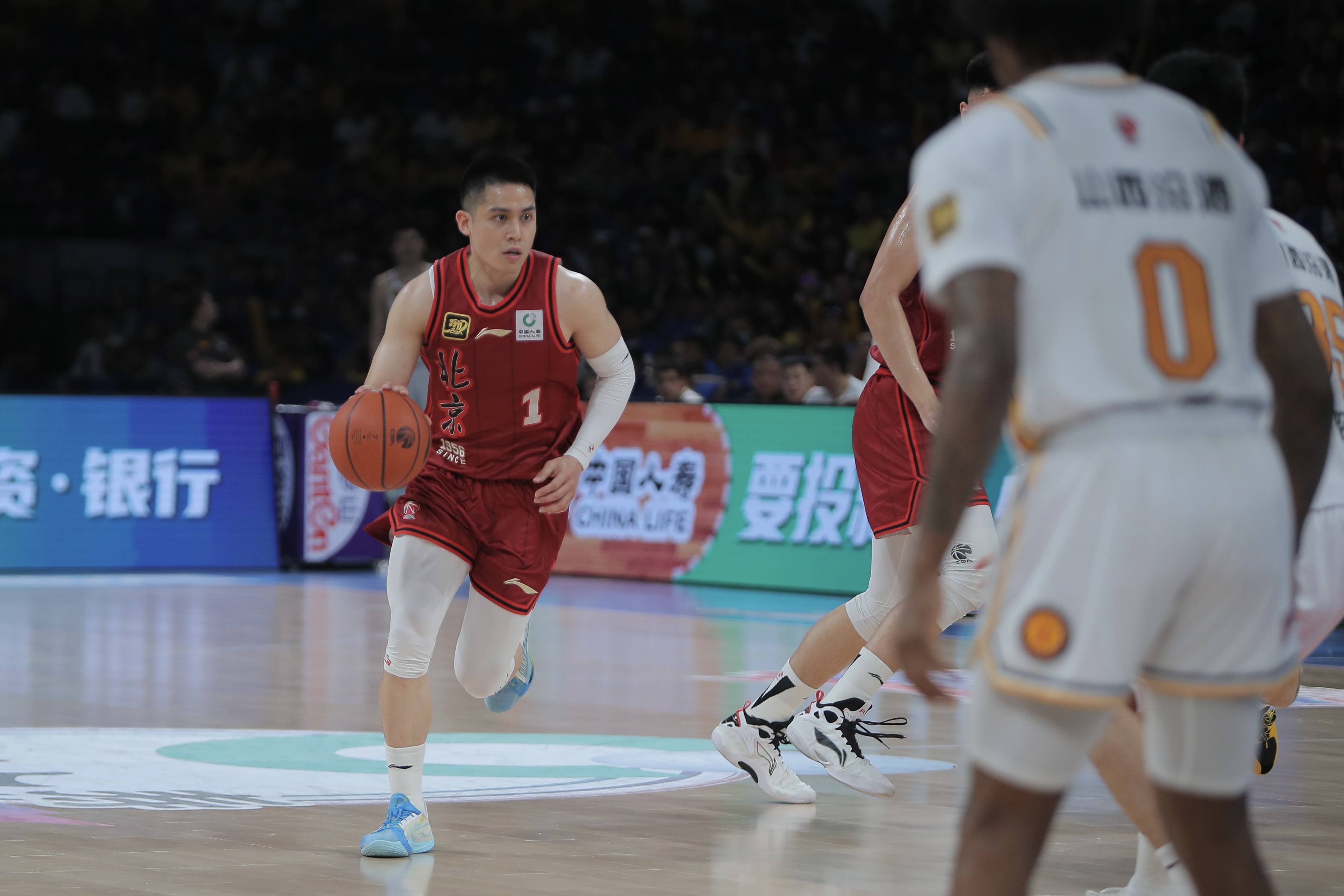 总决赛前瞻：广厦冲队史首冠 曾凡博伤缺北京影响大