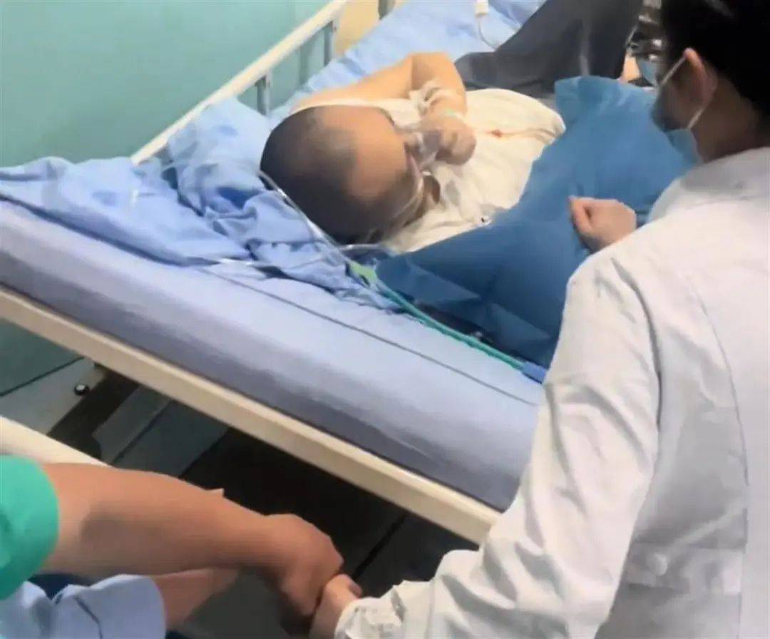 突发讣告！他已去世<strong></p>
<p>虚拟币 ICO</strong>，从确诊到离世仅1个月！