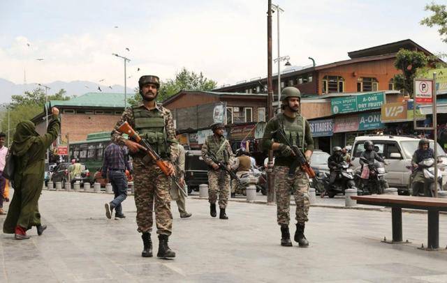 第三方势力对巴宣战<strong></p>
<p>虚拟币薅羊毛</strong>，印度想借刀杀人？关键时刻，中伊俄都有动作