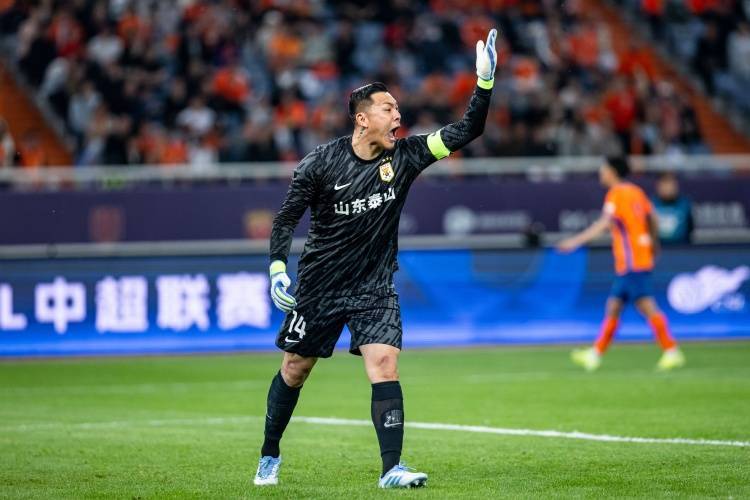 跟队:泰山从玉溪回来后<strong></p>
<p>虚拟币 价值</strong>,克雷桑不再担任队长,场上队长换王大雷