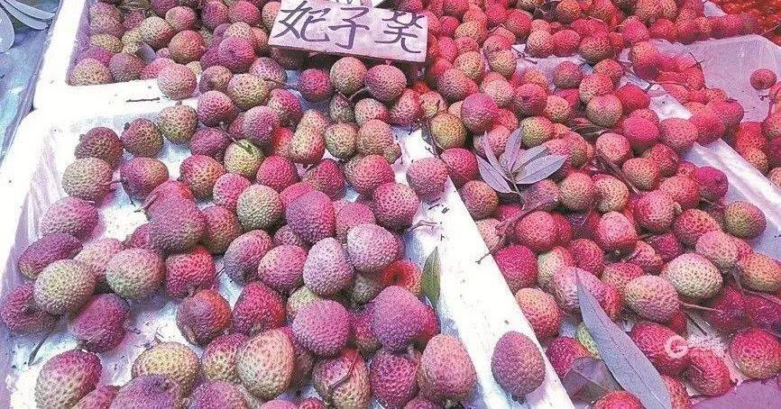 大跳水<strong></p>
<p>虚拟币 价值</strong>,暴跌40%!老板:一天一个价,估计还要跌