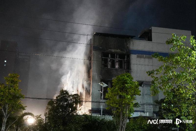 昨夜<strong></p>
<p>区块链虚拟币交易</strong>,中山一公司突发大火, 事发时火光冲天