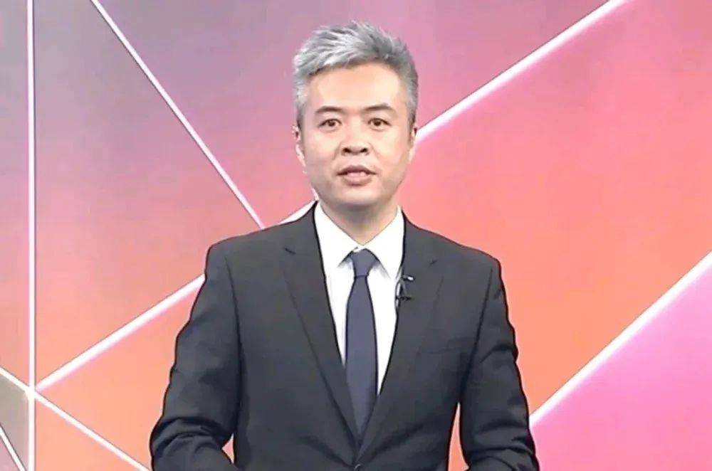 时隔2年<strong></p>
<p>区块链虚拟币交易</strong>，前央视主持人露面！此前被控行贿超950万元