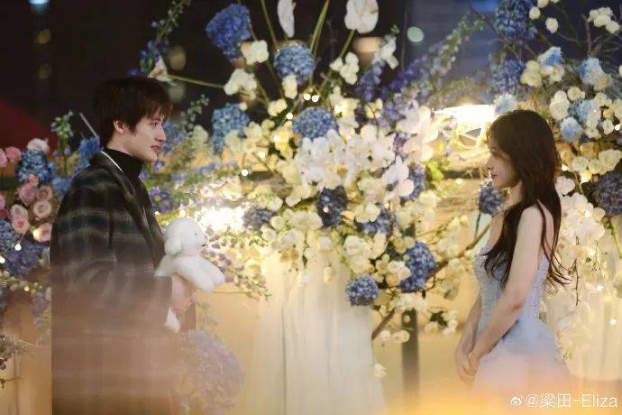 热搜第一！前湖南卫视女主持人梁田官宣恋情<strong></p>
<p>虚拟币是传销吗</strong>，男友是小8岁素人