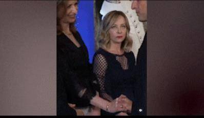 意大利女总理梅洛尼与马克龙又吵起来了<strong></p>
<p>比特币虚拟货币</strong>，此前曾对他“翻白眼”，送去“死亡凝视”