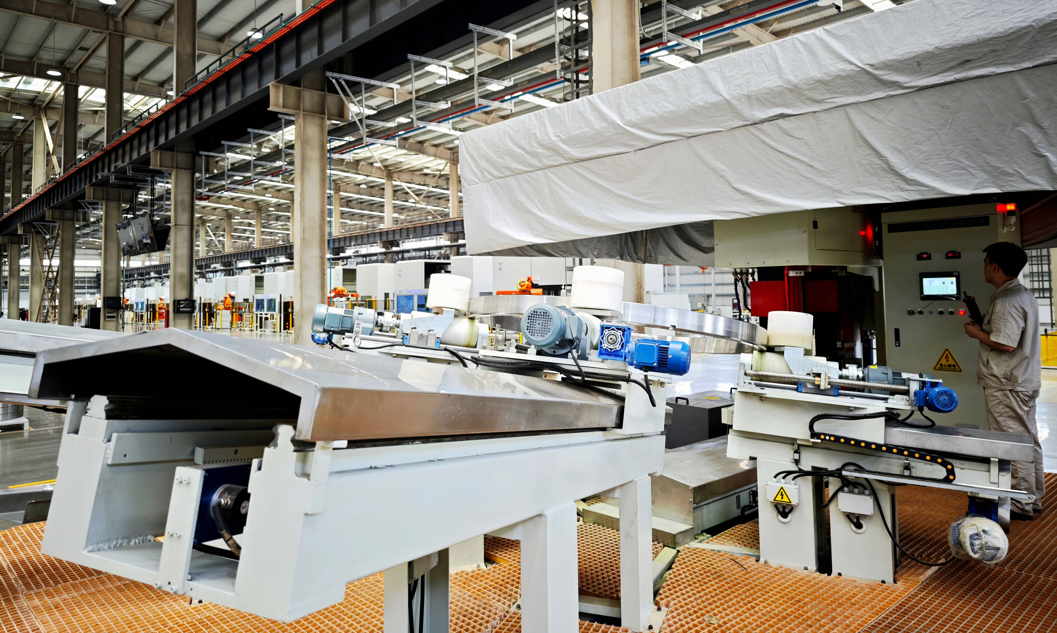 第1视点丨跟随总书记走进洛阳轴承集团 <strong></p>
<p>比特币与虚拟货币</strong>了解先进制造业发展