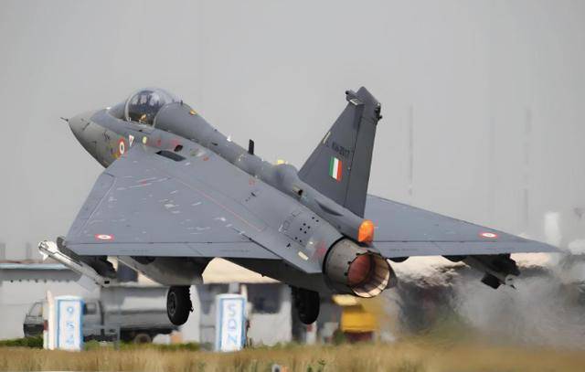 对上解放军<strong></p>
<p>币安虚拟币交易</strong>，印军能撑多久？12架歼20出动，实现五年前的预言