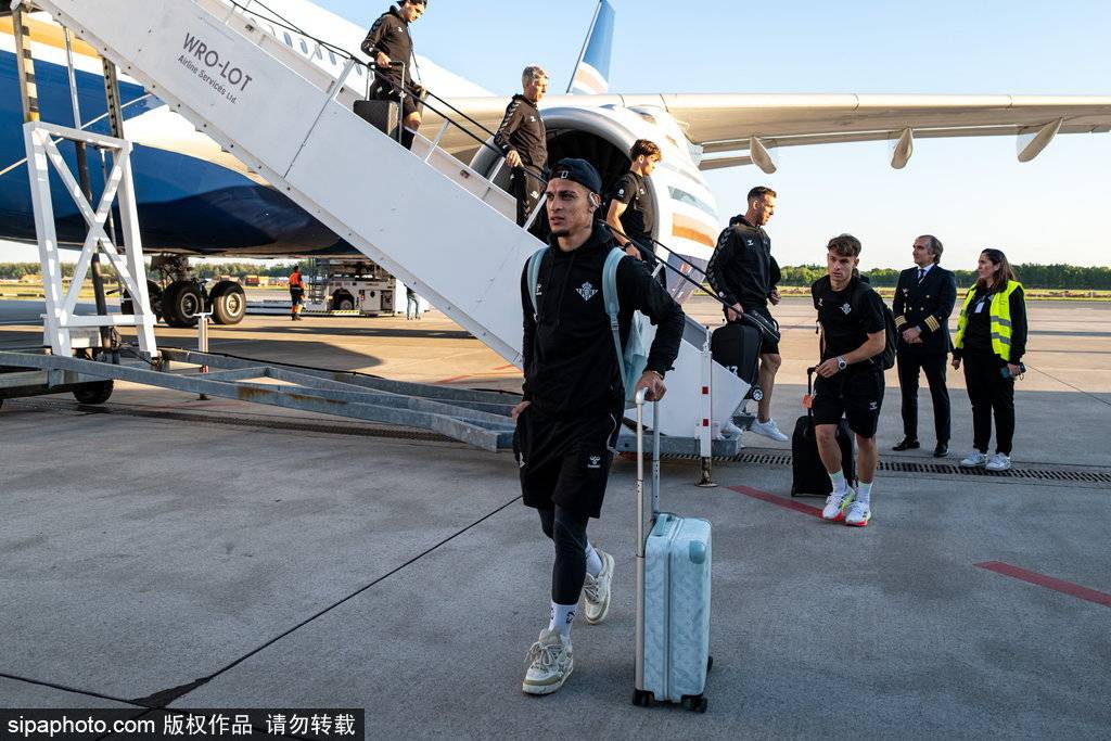 曼联“废柴”安东尼欧协联决赛若封神<strong></p>
<p>虚拟马币</strong>,红魔竟能躺赚30万镑!