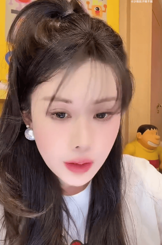 37岁网红韦雪官宣与23岁男友和平分手！现在是“好朋友、家人、队友”<strong></p>
<p>虚拟马币</strong>，仍会共同工作