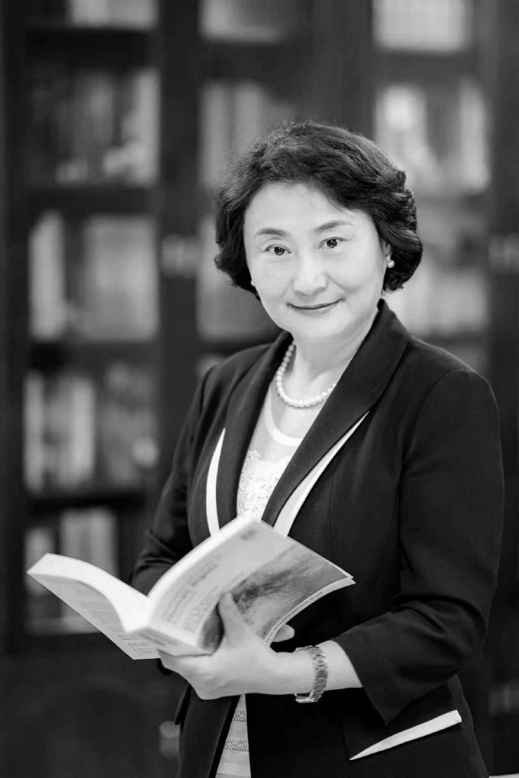 夏吟兰于今日凌晨去世