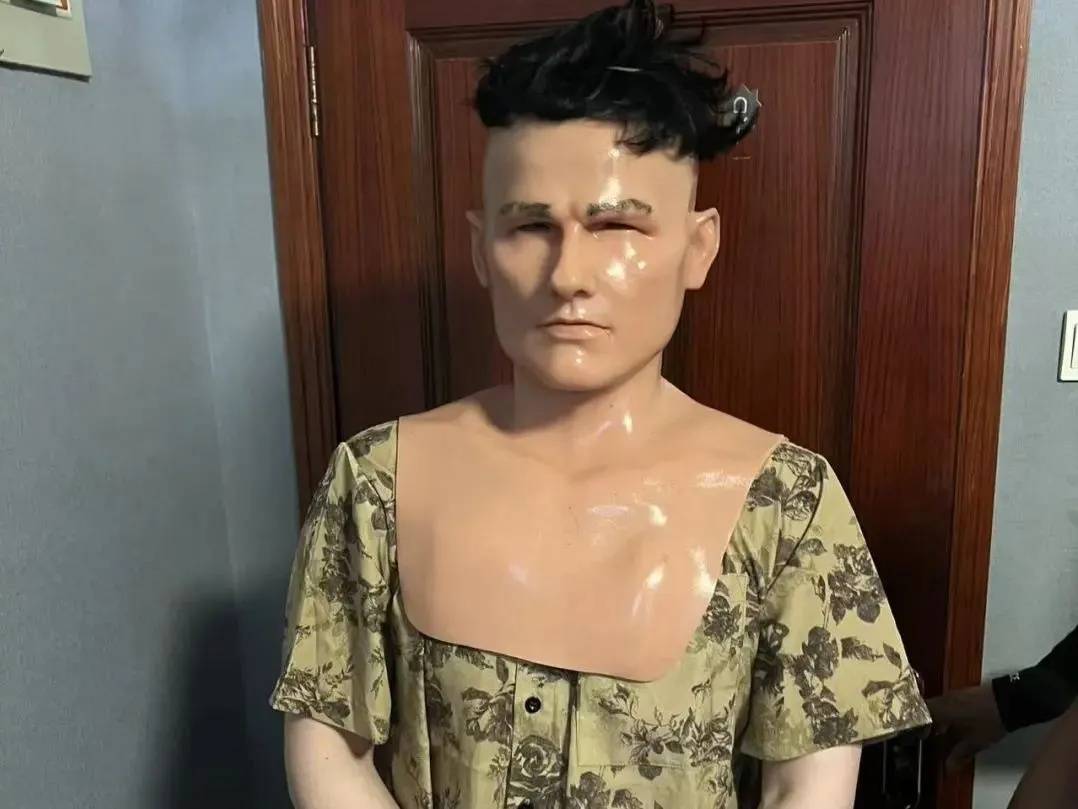 江苏一男子戴仿真“人皮”面具入室盗窃<strong></p>
<p>虚拟币</strong>,流窜多个小区作案,涉案金额达15万余元