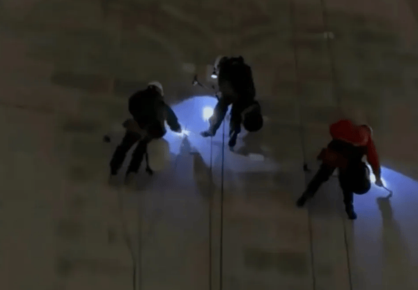 哪吒汽车上海总部LOGO被拆除<strong></p>
<p>虚拟币</strong>,原CEO张勇再被冻结79万元股权