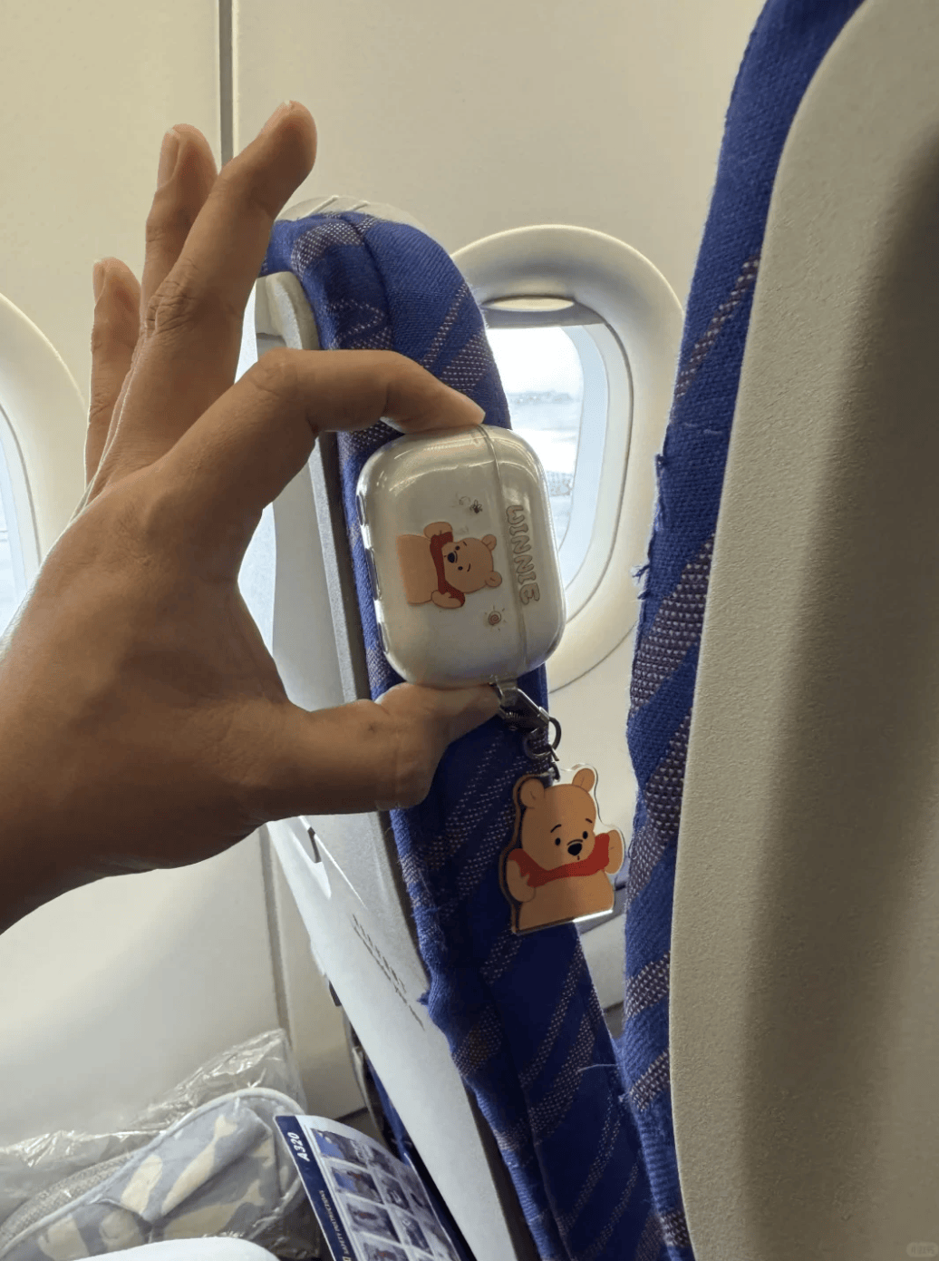 “坐飞机发现旁边放着冷链海鲜”<strong></p>
<p>虚拟币</strong>,航空公司兼职送货给出差人整破防了