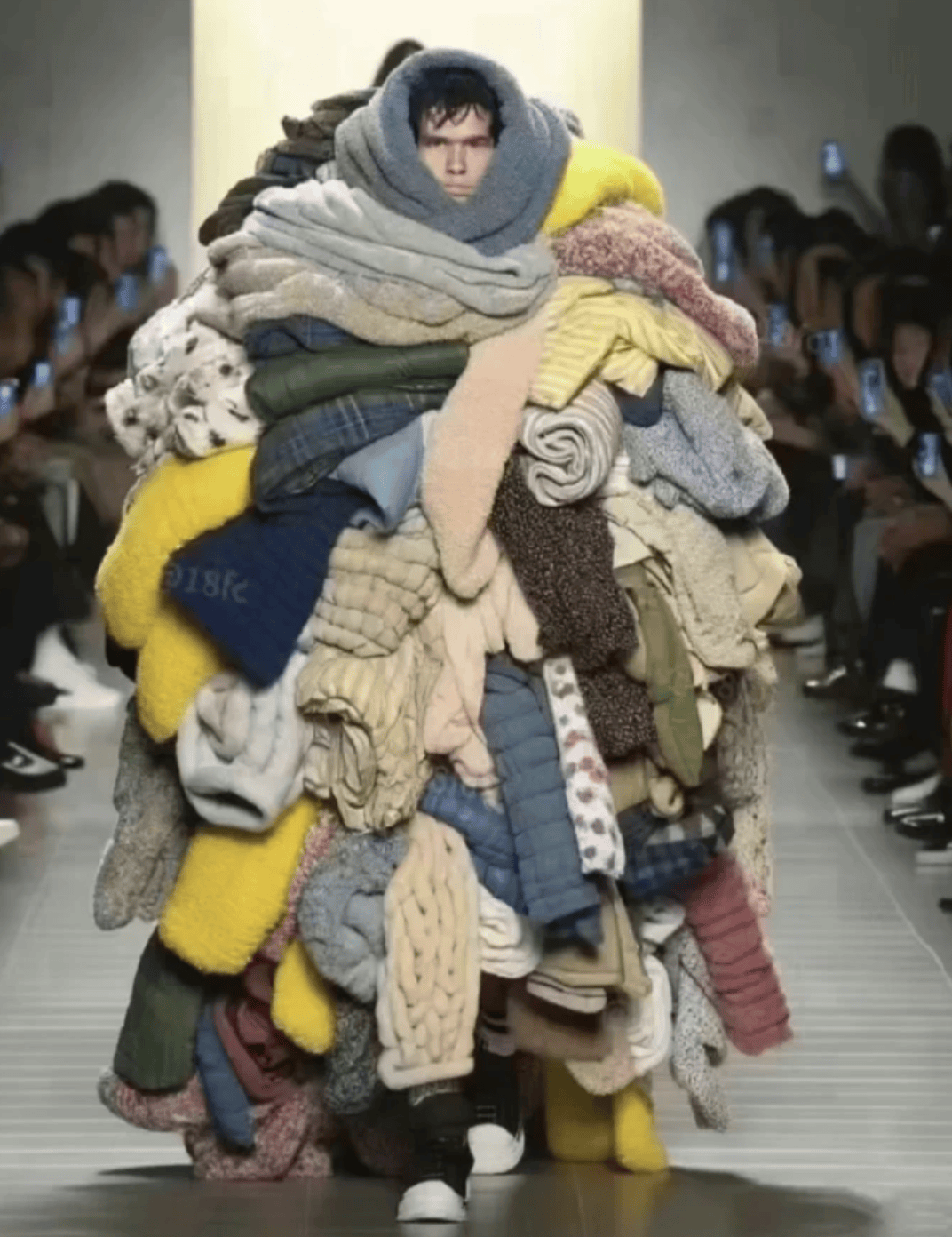 “坐飞机发现旁边放着冷链海鲜”<strong></p>
<p>虚拟币</strong>,航空公司兼职送货给出差人整破防了