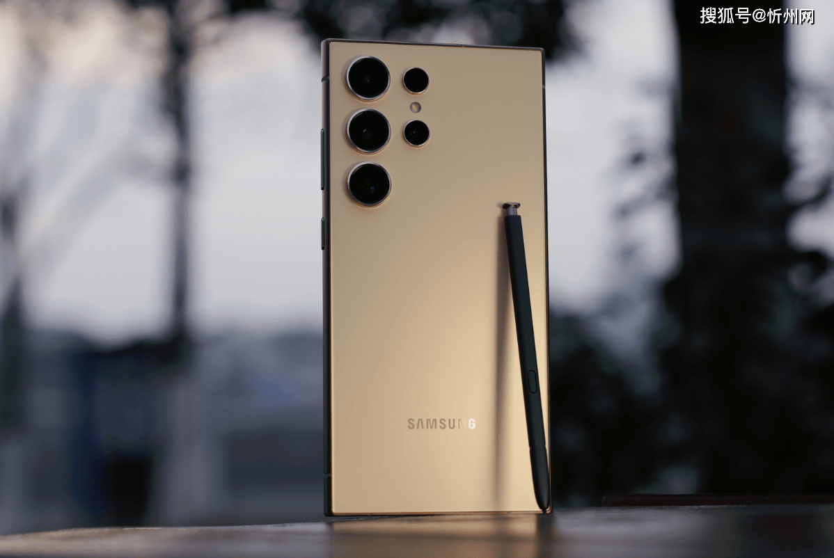 曾经被冷落如今618大降价成为爆款<strong></p>
<p>区块链</strong>，2K屏+100倍变焦，降幅高达4200元