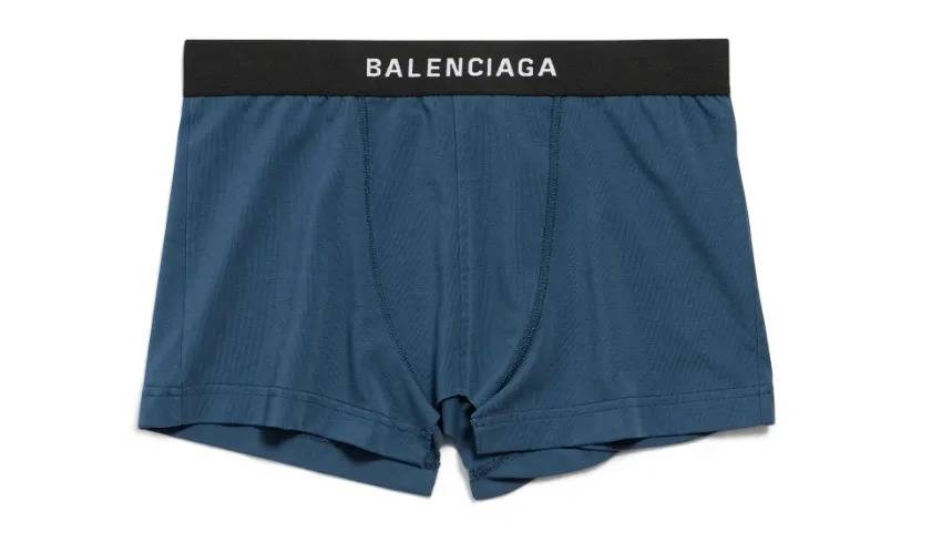 4500元一条!巴黎世家平角短裤造型半身裙惹争议<strong></p>
<p>区块链</strong>,此前曾有多款产品被质疑像“智商税”