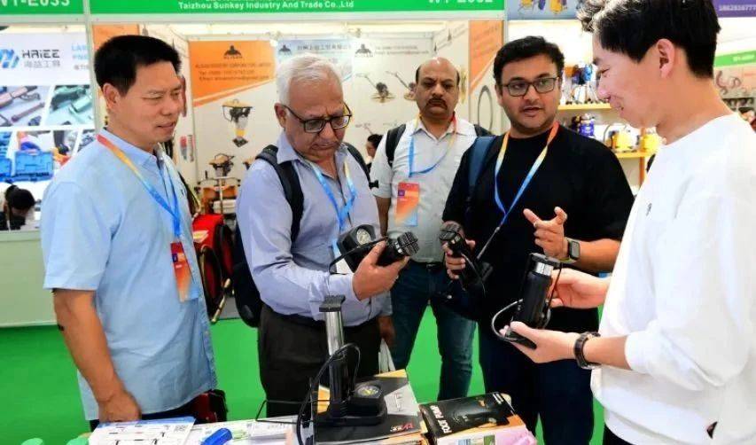 美印突然醒悟<strong></p>
<p>虚拟币 赚</strong>,难怪莫迪挑衅,中国按兵不动?根本用不着中方动手