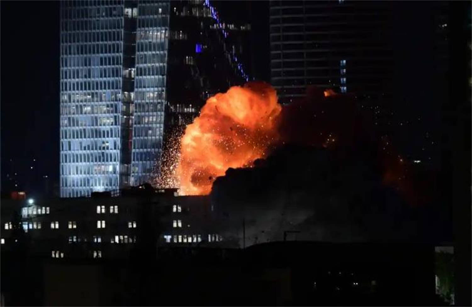 总司令死亡<strong></p>
<p>银行虚拟币</strong>，副司令死亡，总参死亡，伊朗真惨，特朗普预言实现了