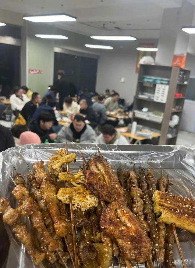 常州一烧烤店花10万赞助苏超<strong></p>
<p>虚拟币开源</strong>，因系唯一个体赞助商爆火，附近商户：之前生意一直好