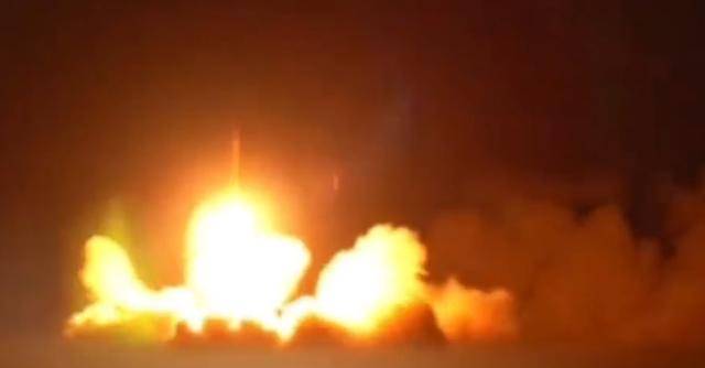 难怪哈梅内伊不怕<strong></p>
<p>虚拟币开源</strong>，特朗普刚放风要打，一道火光撕裂夜空