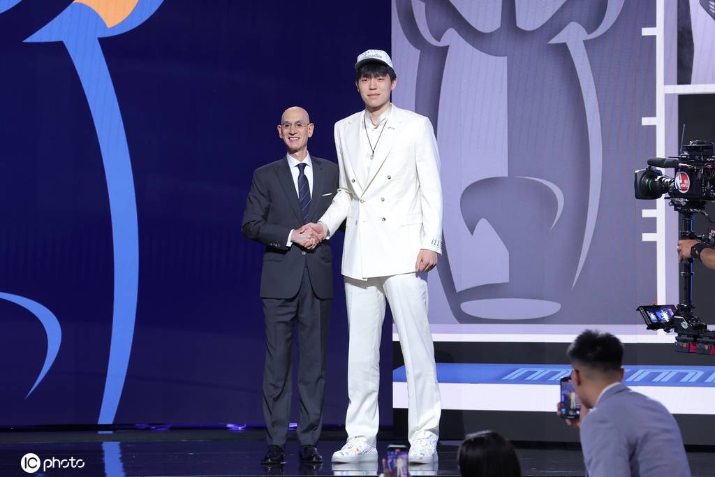 杨瀚森为何超预期被选中<strong></p>
<p>2015虚拟币</strong>?开拓者内线扎堆是压力也是动力