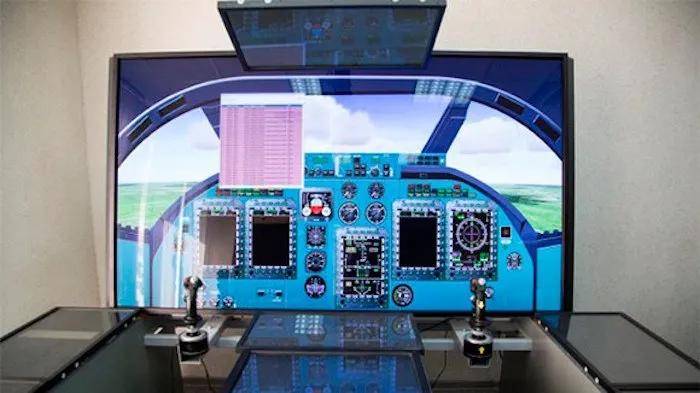 空袭伊朗的B-2座舱高清曝光<strong></p>
<p>2015虚拟币</strong>，有冰箱微波炉小零食，还能平躺睡觉