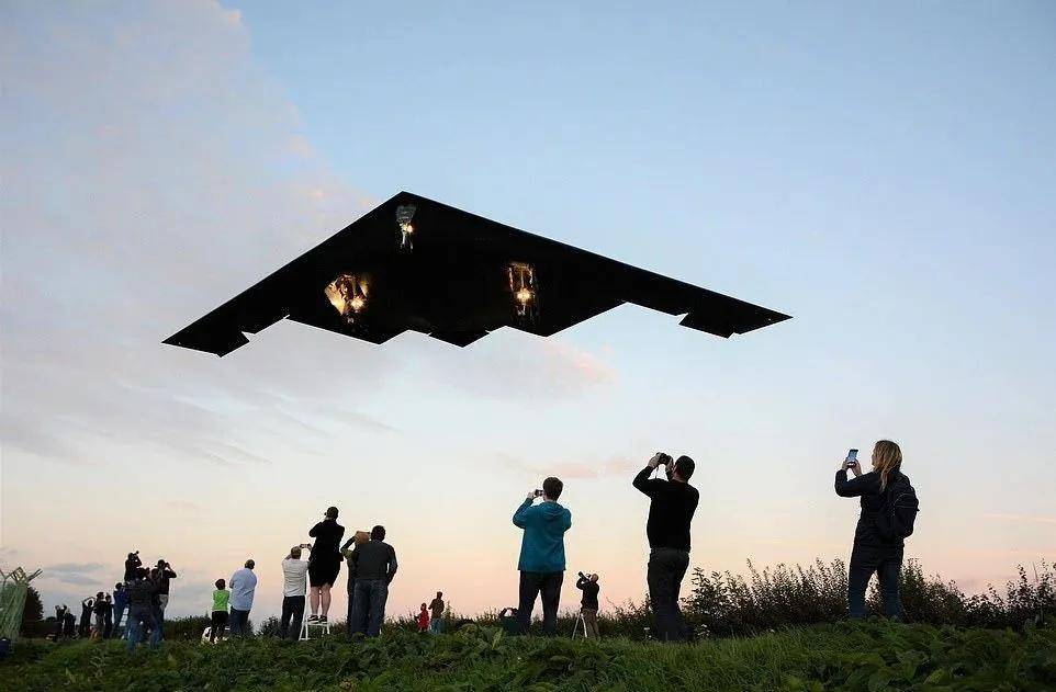 B-2横穿中国轰炸伊朗<strong></p>
<p>虚拟币 众筹</strong>，中国雷达没有发现？这是正常人想出来的？