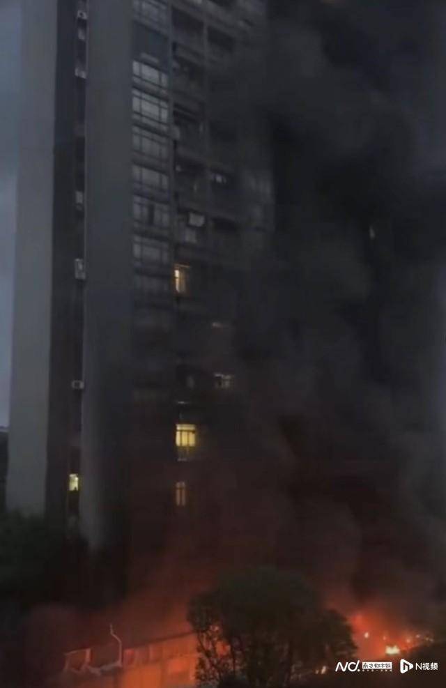 东莞一小区逾百辆电动自行车烧毁<strong></p>
<p>虚拟币 众筹</strong>！住户睡梦中被叫醒撤离逃生