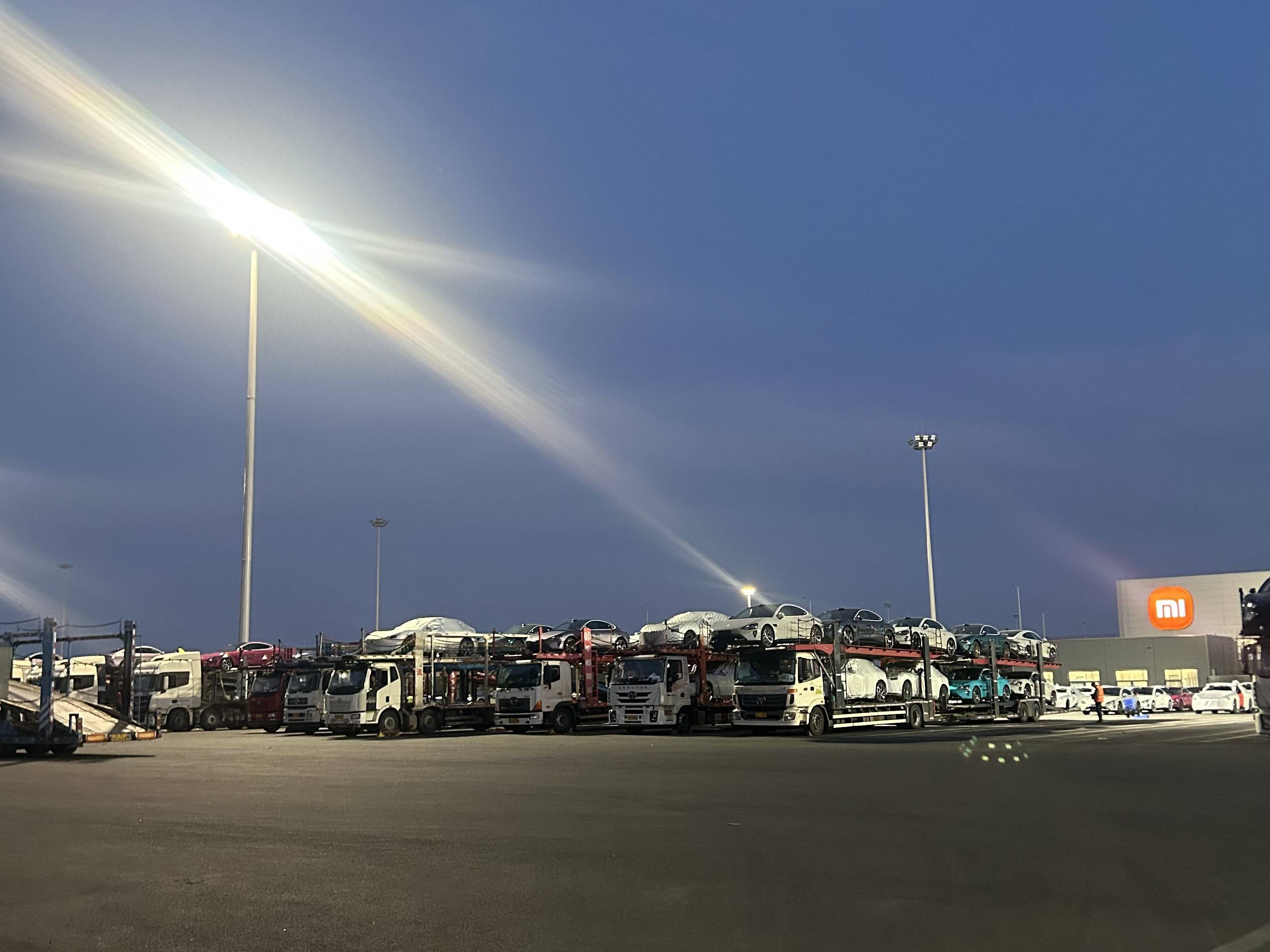 小米YU7上市72小时:“锁单+1”刷屏工作群<strong></p>
<p>虚拟币 众筹</strong>,提车时间最长超一年,雷军直面“产能挑战”?