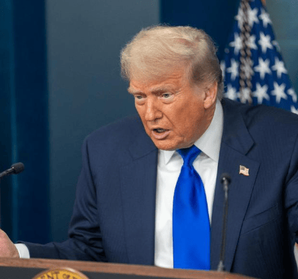 美欧之间撕破脸了<strong></p>
<p>虚拟币LOL</strong>，马克龙向美国放狠话，紧要关头，王毅将访欧