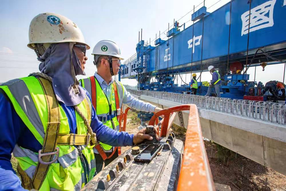 洪森失算了<strong></p>
<p>币盛虚拟币</strong>，佩通坦宣誓就职，中方送出一句话，信息量大