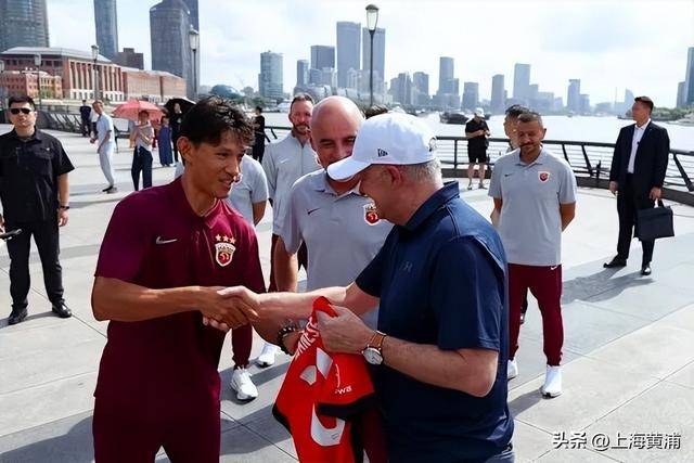 澳大利亚总理抵沪再次漫步外滩<strong></p>
<p>虚拟币管理</strong>，旁边还有上海球迷“老熟人”，你偶遇了吗？