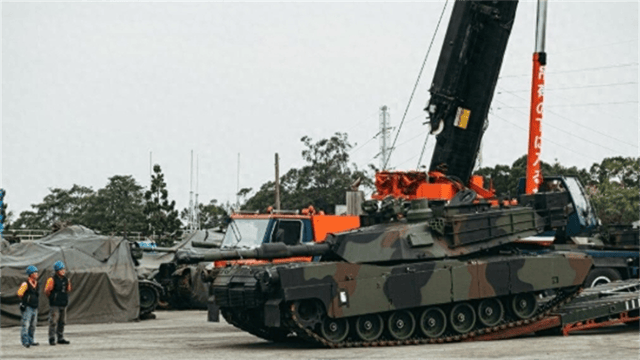 脱下军服<strong></p>
<p>虚拟币管理</strong>，400多名美军登陆台岛！不管谁来都挡不住解放军利剑