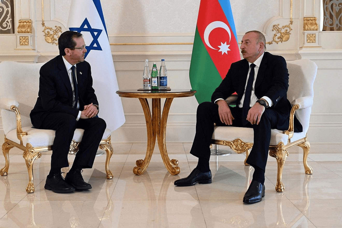 以色列向阿塞拜疆承诺<strong></p>
<p>虚拟币源码</strong>,打下伊朗就瓜分领土?俄专家:美国将参战