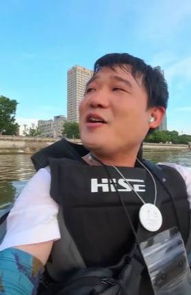 长沙男子突发奇想划船下班<strong></p>
<p>虚拟币源码</strong>，25分钟车程划了3小时，当事人：手累腿麻，不会有下次