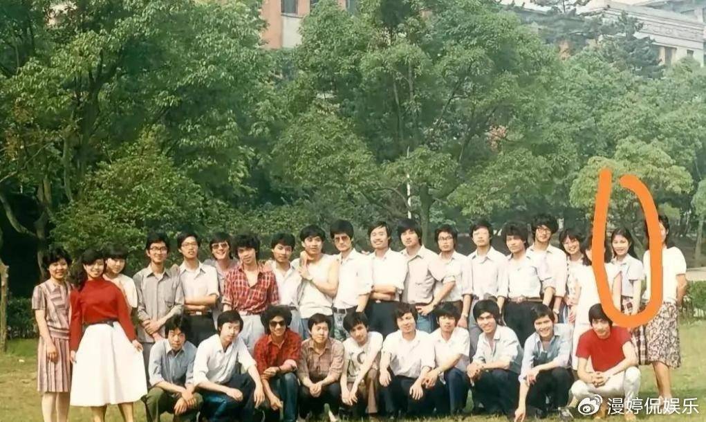 杜建英大学旧照曝光<strong></p>
<p>虚拟币源码</strong>,难怪能上位!两儿子名字暗藏深意,手握股权