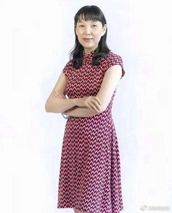 杜建英大学旧照曝光<strong></p>
<p>虚拟币源码</strong>,难怪能上位!两儿子名字暗藏深意,手握股权