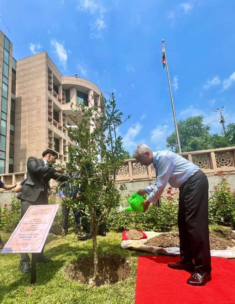 叫中国名字<strong></p>
<p>虚拟币挖币机</strong>，娶日本妻子，5年没见的印度外长来了