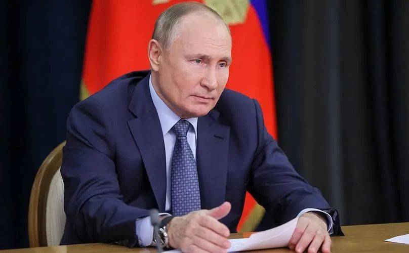 生与死的选择？泽连斯基等来好消息<strong></p>
<p>虚拟币挖币机</strong>，乌不费一兵一卒，俄军突然大规模投降