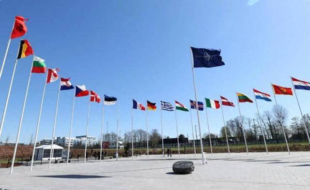 5000枚导弹到位<strong></p>
<p>虚拟数字币交易所</strong>，俄乌要打大仗？紧急预警发出，北约要中方去平事