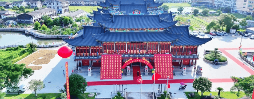 温州一李姓孩子考上北大<strong></p>
<p>猴币虚拟</strong>，当地在李氏宗祠大办仪式，还“惊动了宗族长老”，当地回应