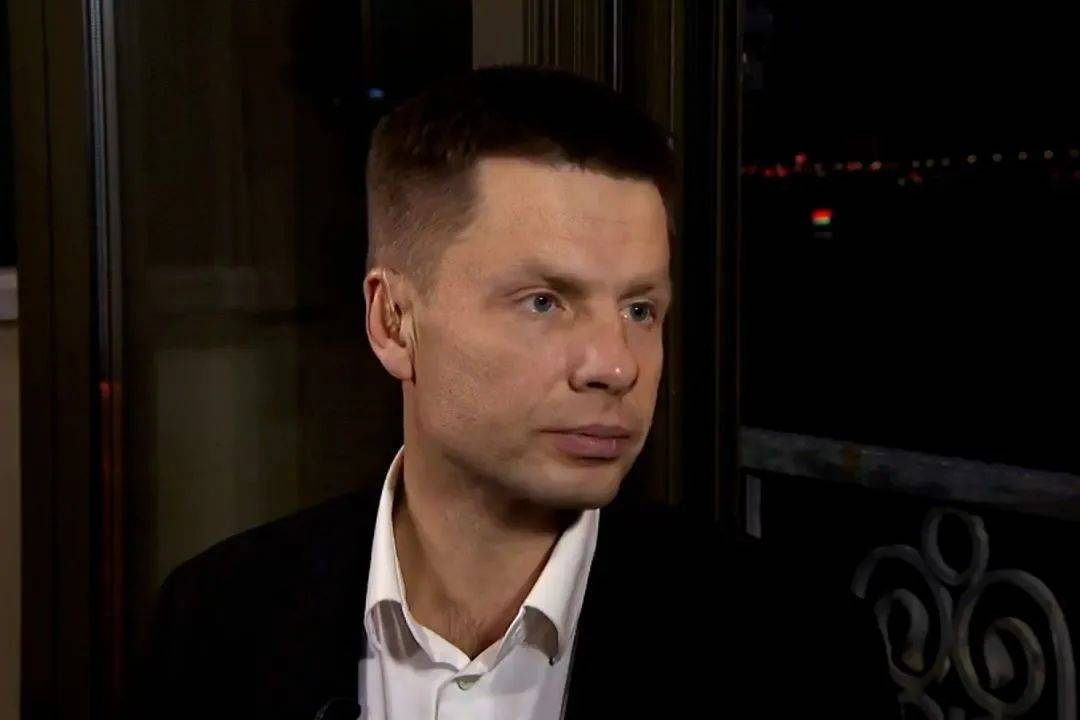 军事 | 流放泽连斯基<strong></p>
<p>猴币虚拟</strong>？